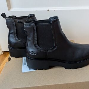 Uggs waterproof Chelsea boots